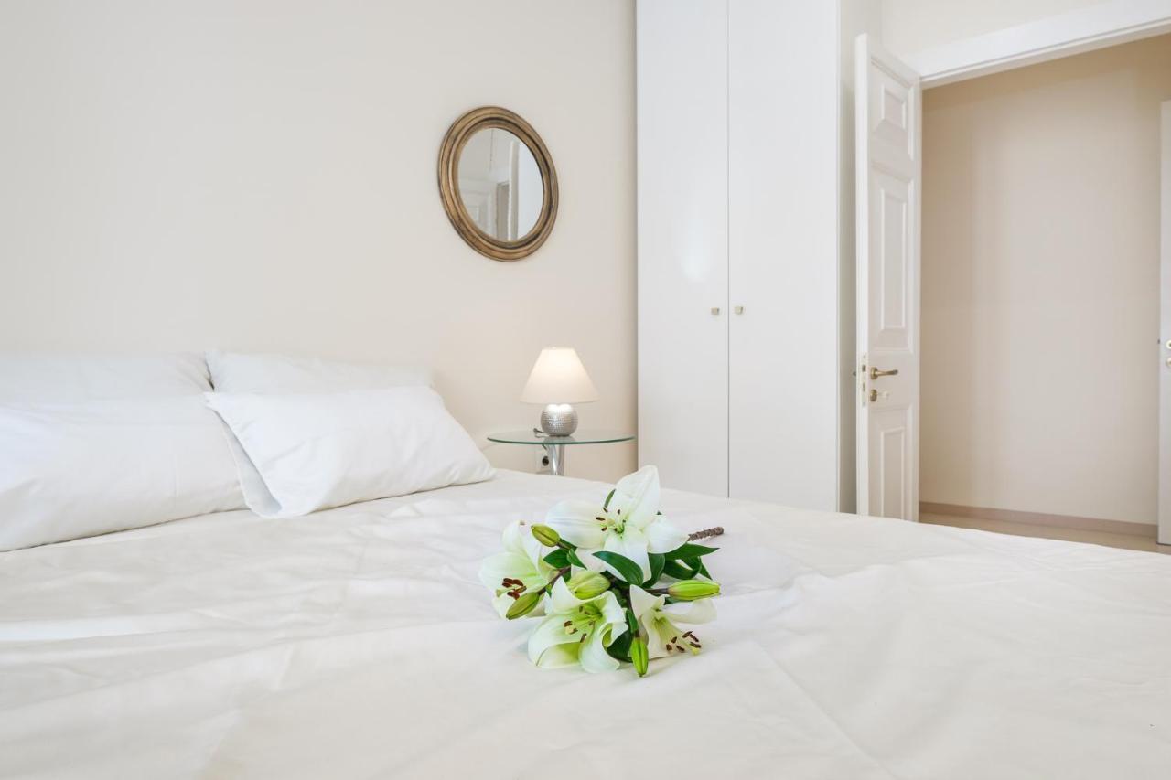 Nadiona Suites Red & Cream Corfu  المظهر الخارجي الصورة