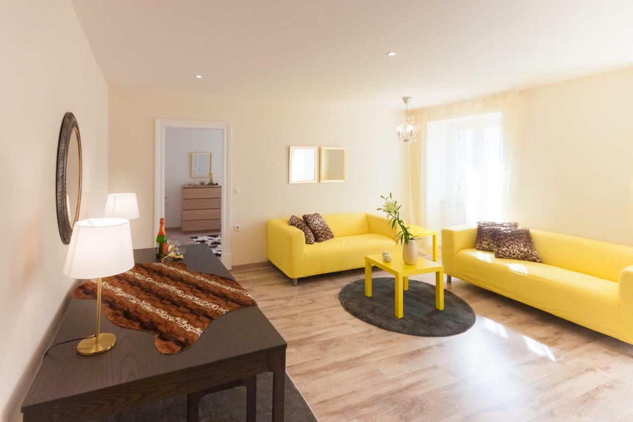 Nadiona Suites Red & Cream Corfu  المظهر الخارجي الصورة