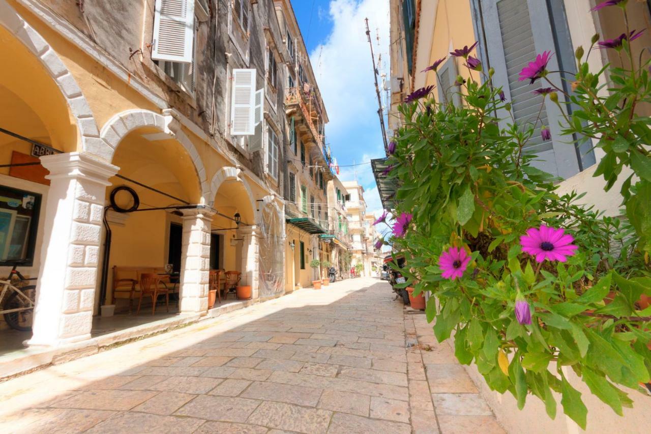 Nadiona Suites Red & Cream Corfu  المظهر الخارجي الصورة